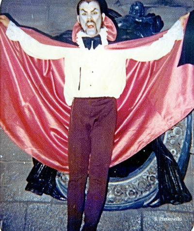 [Dracula]
