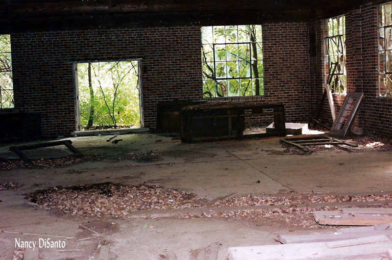 [band theater]